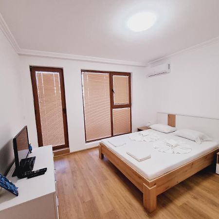 Fenix Apart Complex Szveti Vlasz Kültér fotó