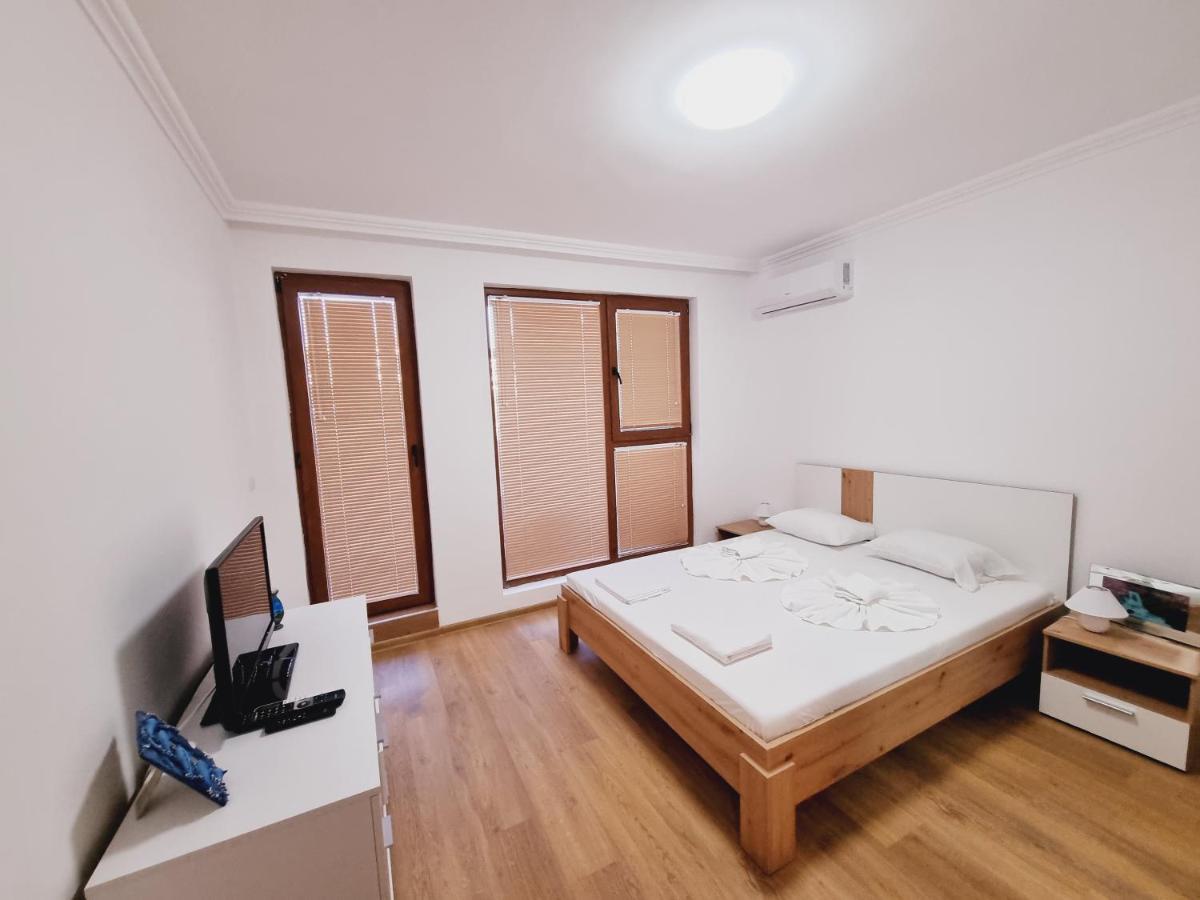 Fenix Apart Complex Szveti Vlasz Kültér fotó